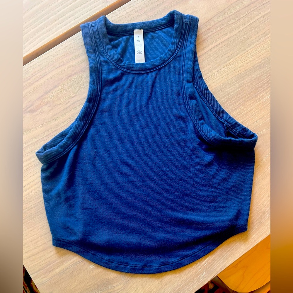 Lulu lemon cropped workout tank